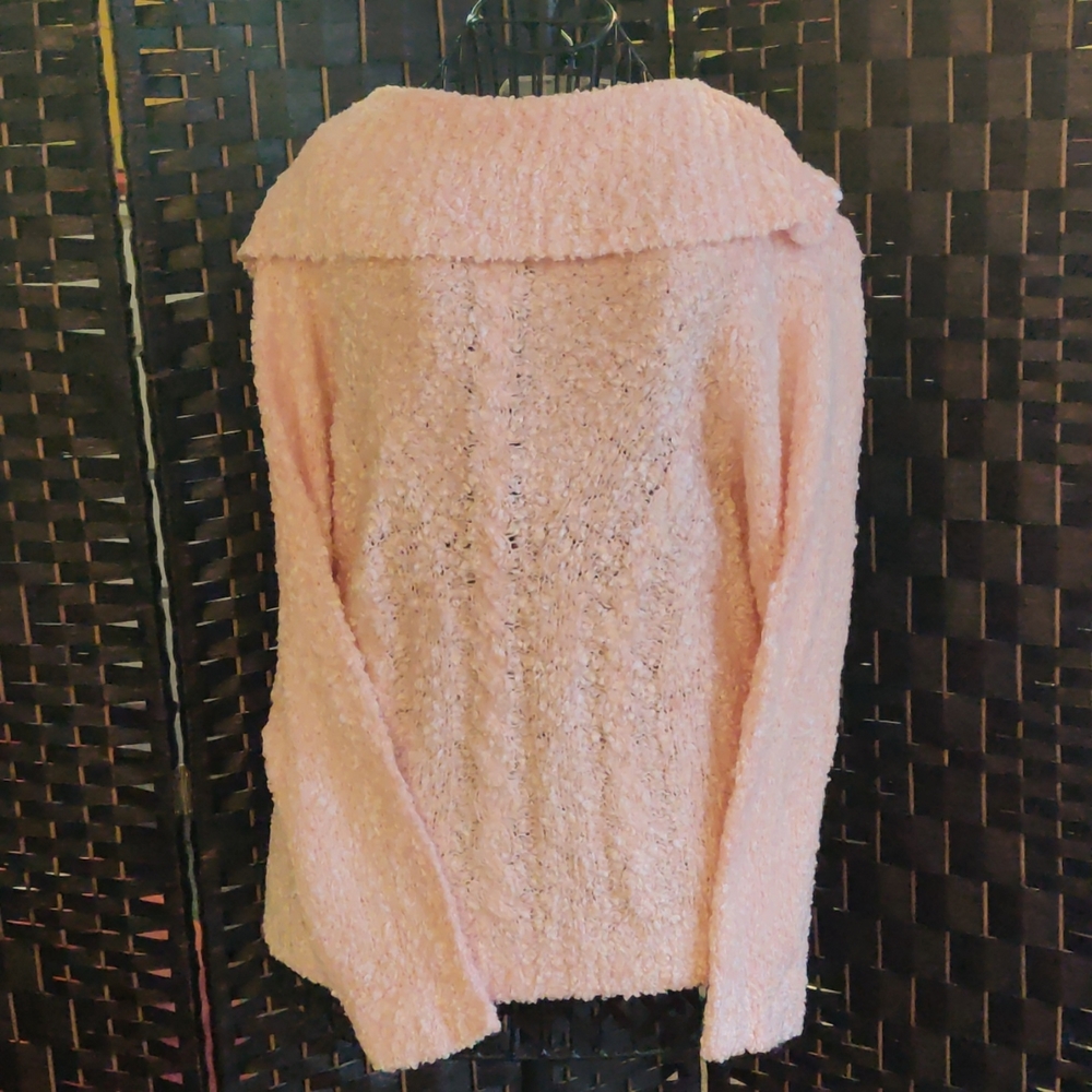 Pink sweater size L
